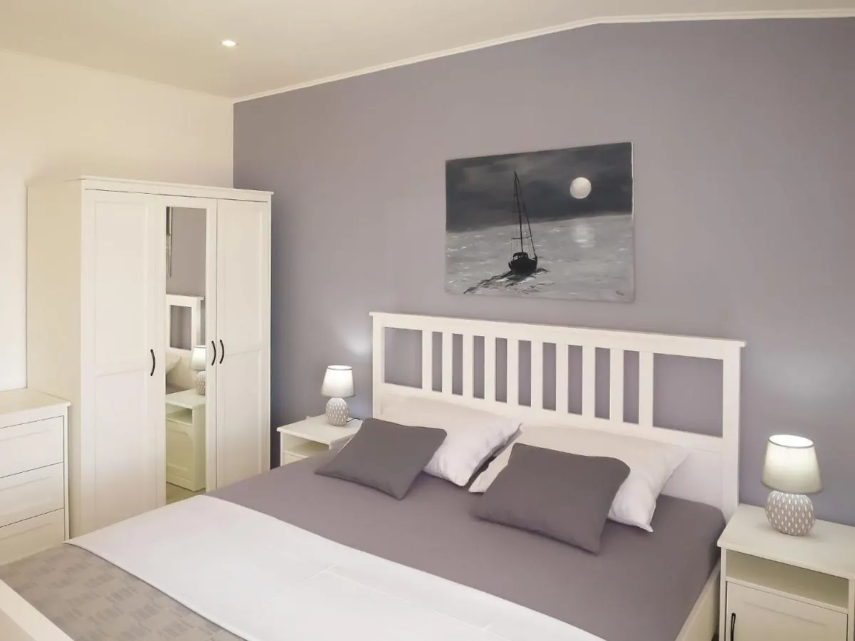 Apartment Andrijana - Srd401 By Interhome Maslenica